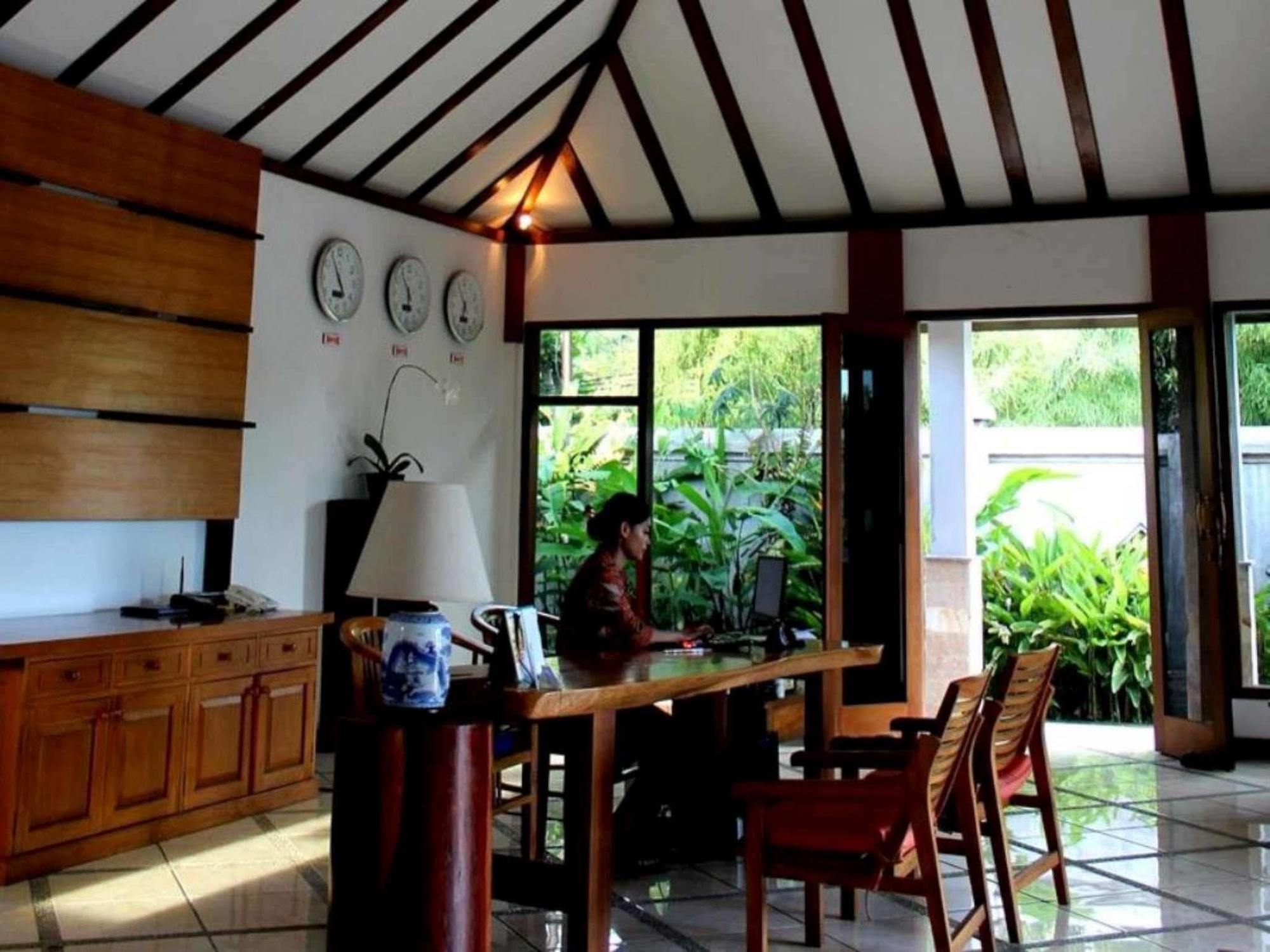 Lombok Beach Villa Mangsit Екстер'єр фото