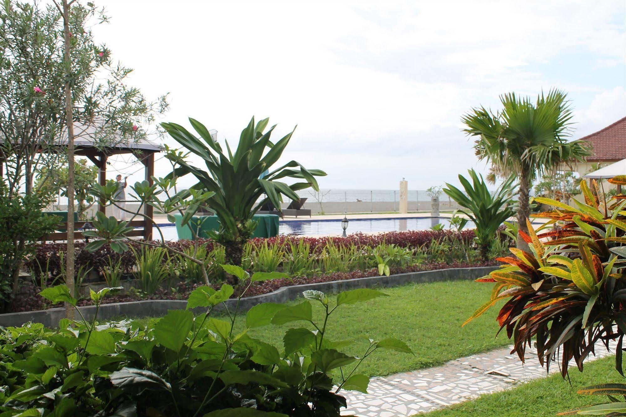 Lombok Beach Villa Mangsit Екстер'єр фото